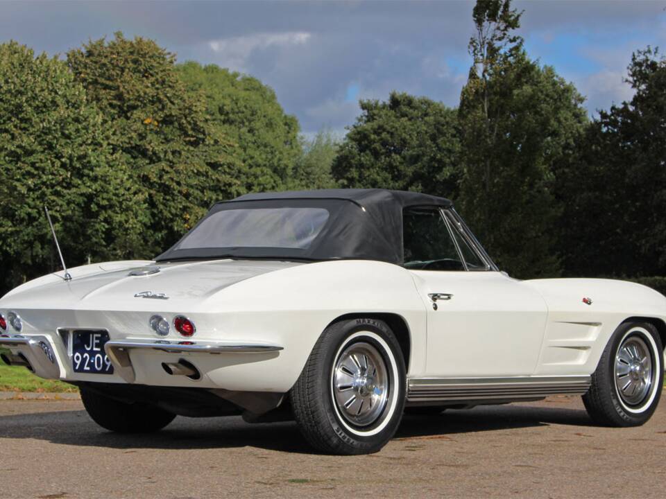 Bild 10/30 von Chevrolet Corvette Sting Ray Convertible (1964)