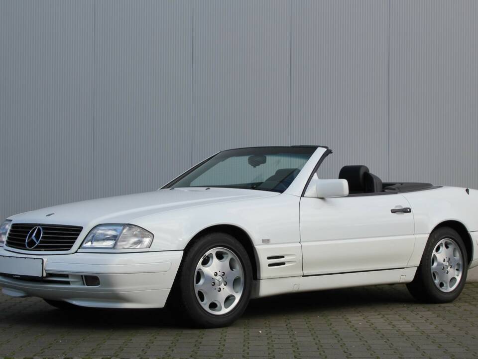 Immagine 1/34 di Mercedes-Benz SL 320 (1996)