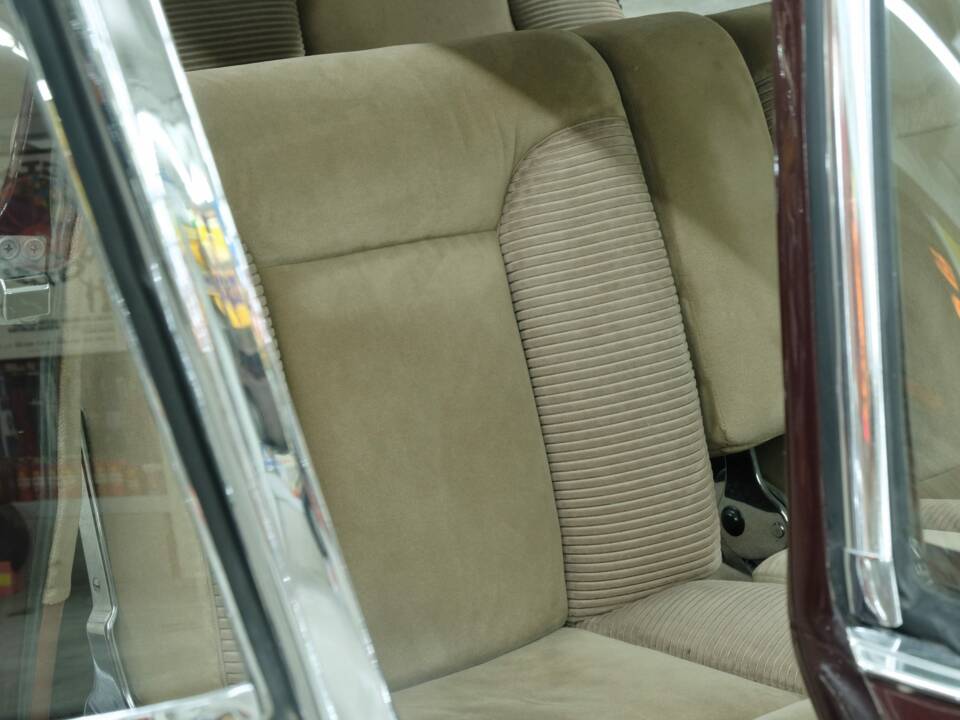 Image 50/50 of Mercedes-Benz 300 SE lang (1965)