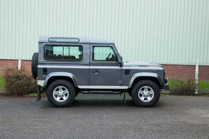 Bild 12/50 von Land Rover Defender 90 (2013)