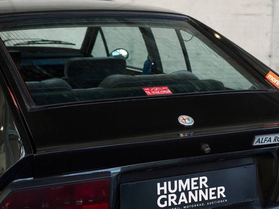 Bild 13/48 von Alfa Romeo GTV 6 2.5 (1981)