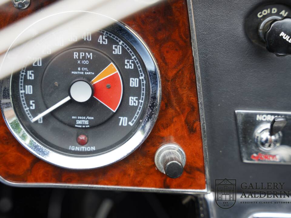 Afbeelding 32/50 van Austin-Healey 3000 Mk III (BJ8) (1966)