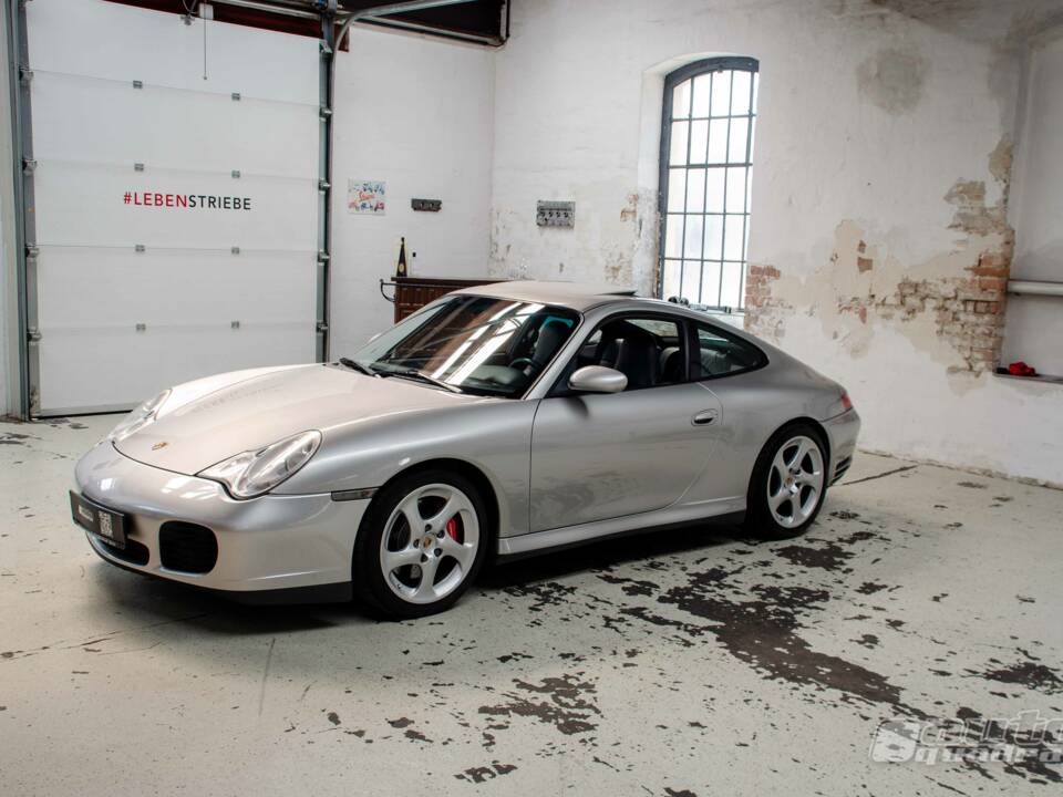 Afbeelding 3/11 van Porsche 911 Carrera 4S (2002)