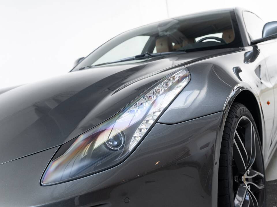 Image 40/47 of Ferrari FF (2015)