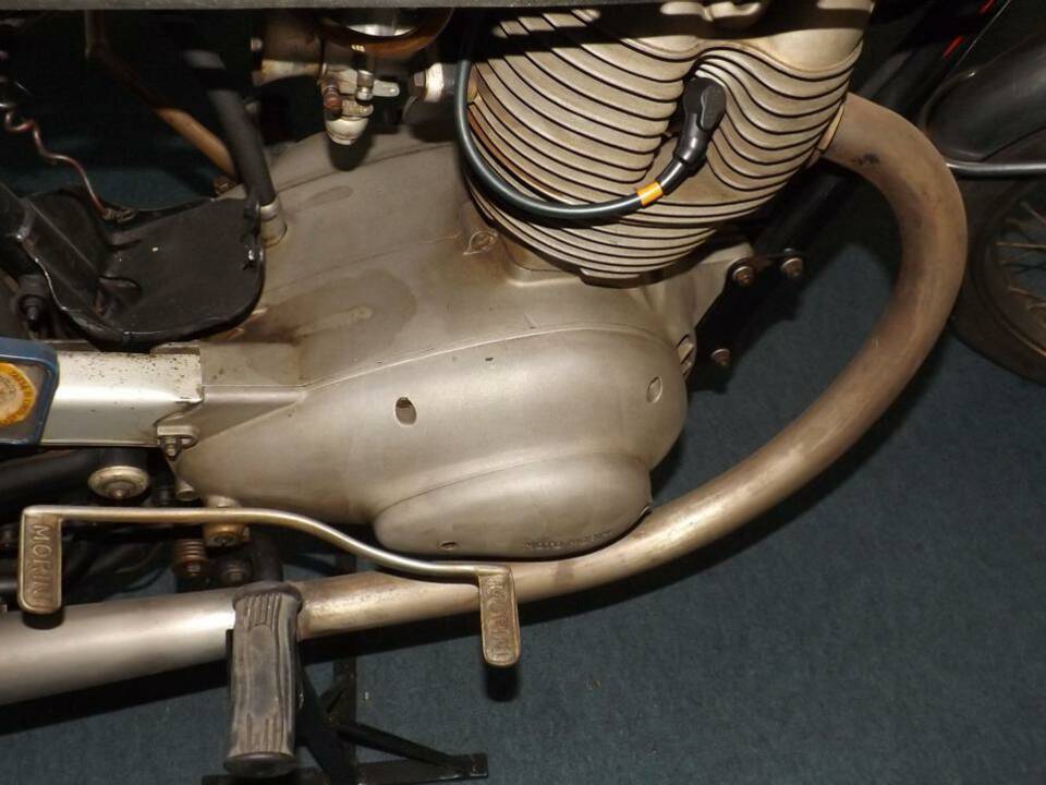 Immagine 13/30 di Moto Morini 175 Turismo (1962)