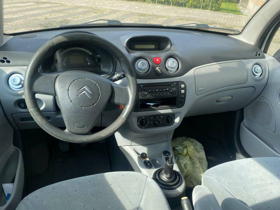 Bild 3/17 von Citroën C3 1.4 HDi 70 (2004)