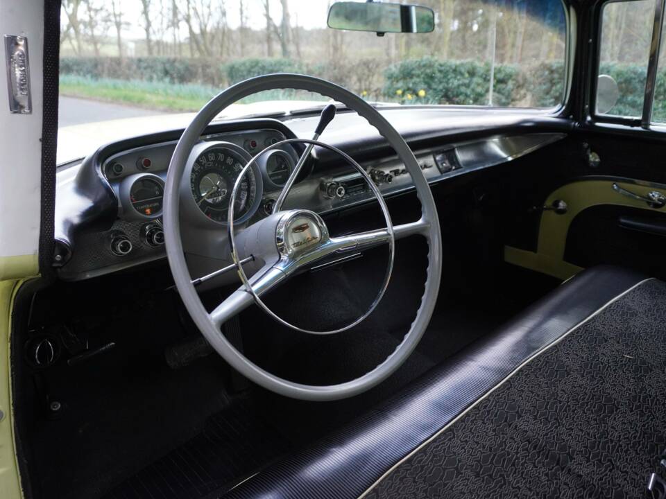 Immagine 8/23 di Chevrolet Bel Air Station Wagon (1957)