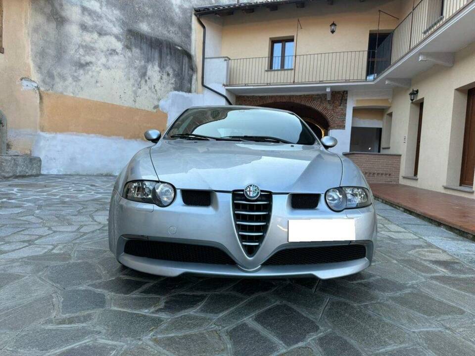 Image 4/10 of Alfa Romeo 147 3.2 GTA (2003)