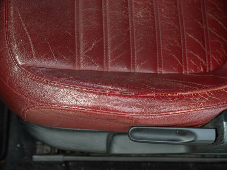 Image 34/50 of Volkswagen New Beetle 2.0 (2012)