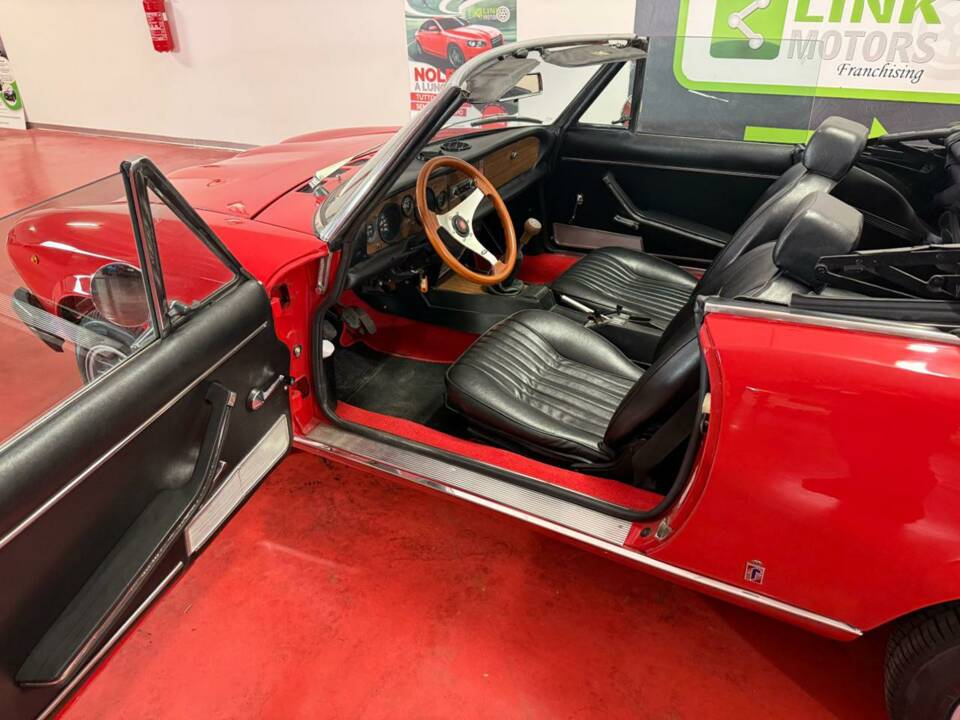 Image 20/50 de FIAT 124 Spider CS1 (1978)