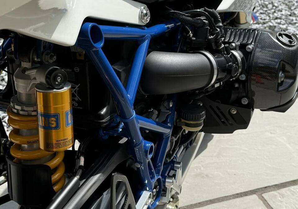 Image 10/10 of BMW HP2 Sport (2010)