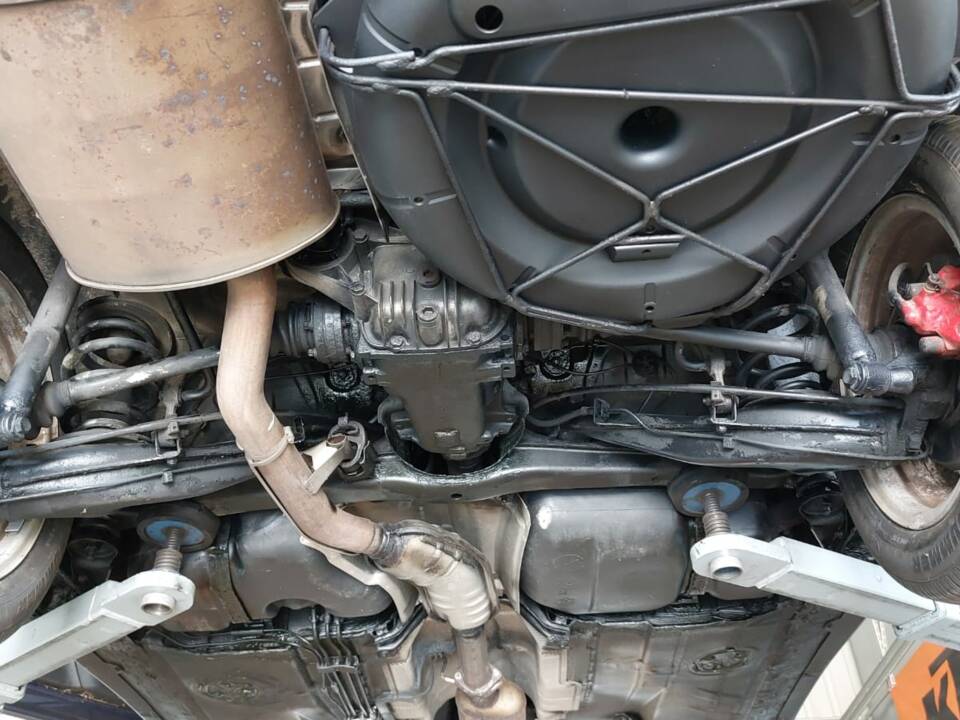 Bild 35/37 von BMW 323ti (1999)