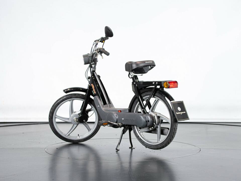 Bild 2/49 von Piaggio DUMMY (2002)