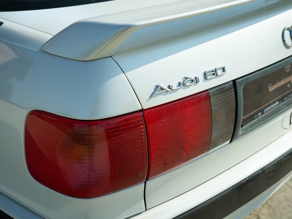 Bild 26/50 von Audi 80 - 2.0E quattro (1992)