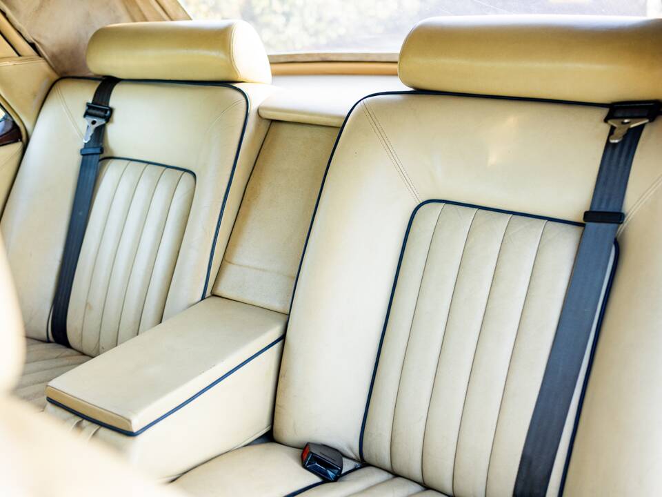 Immagine 35/38 di Rolls-Royce Silver Spirit (1983)