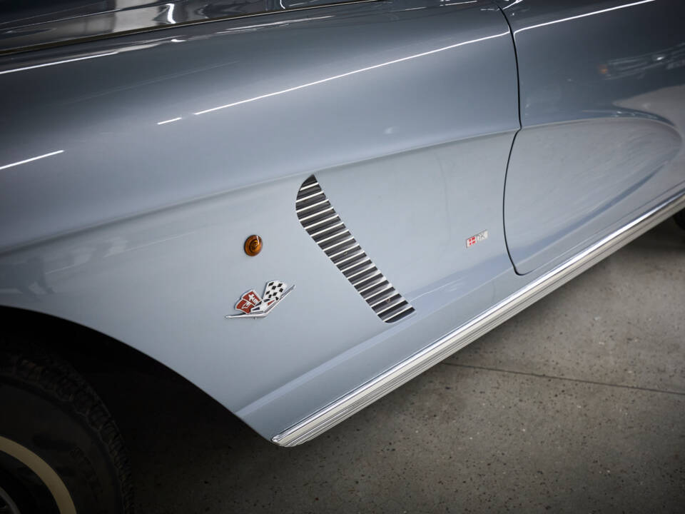 Image 34/78 of Chevrolet Corvette (1962)