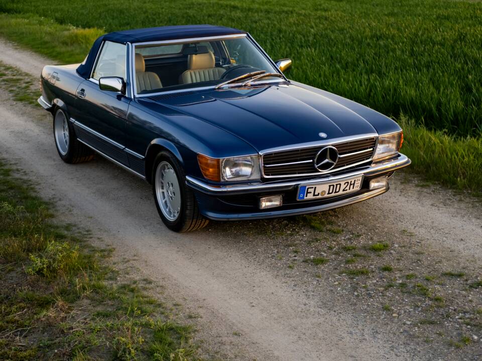 Immagine 39/42 di Mercedes-Benz 300 SL (1986)