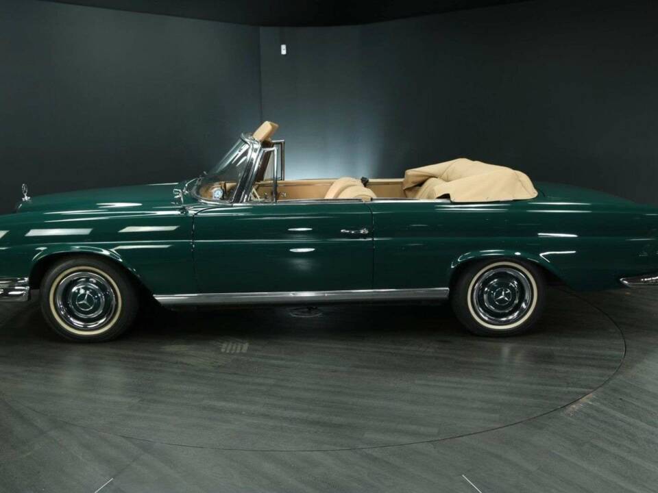 Bild 3/50 von Mercedes-Benz 250 SE (1966)