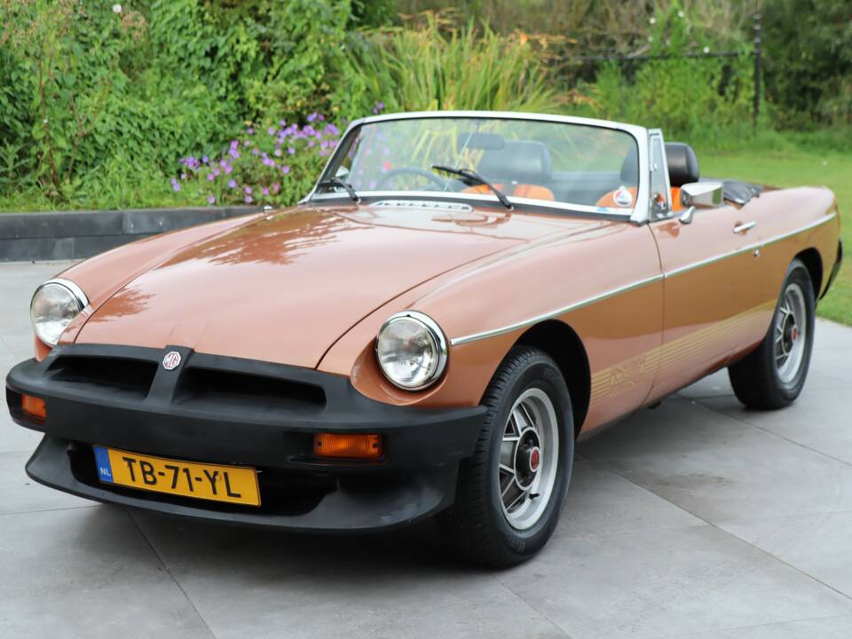 Image 42/50 of MG MGB Limited Edition (1981)