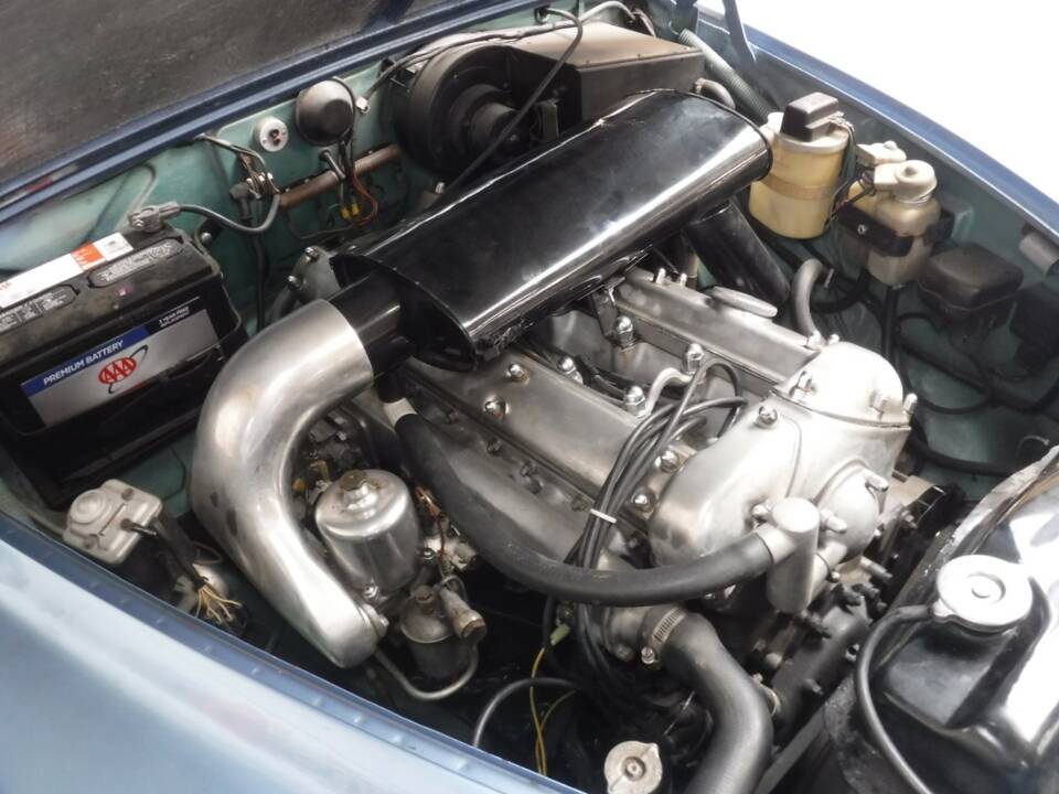 Image 36/50 of Jaguar 420 (1967)