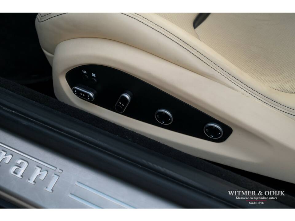 Bild 31/47 von Ferrari GTC4Lusso (2017)