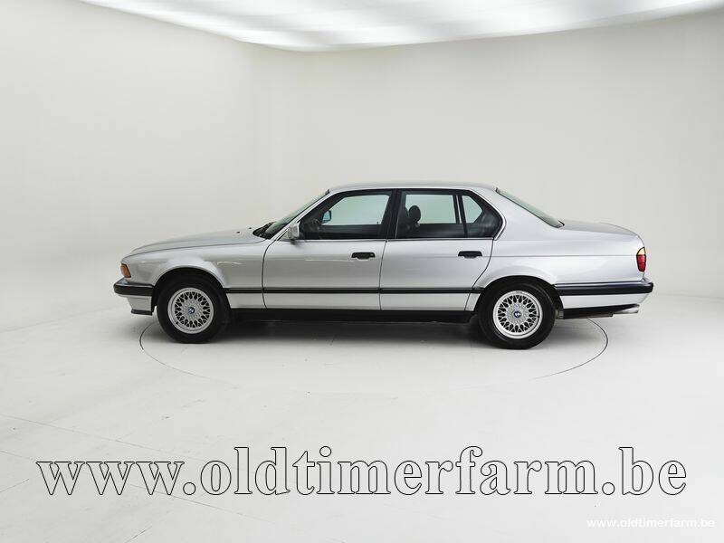 Image 8/15 of BMW 730i (1989)