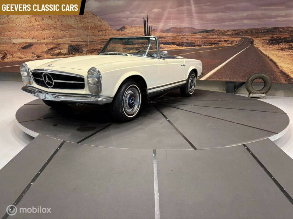 Immagine 39/50 di Mercedes-Benz 230 SL (1965)