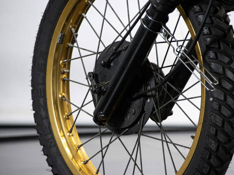 Immagine 11/49 di Yamaha XT 500 (1982)