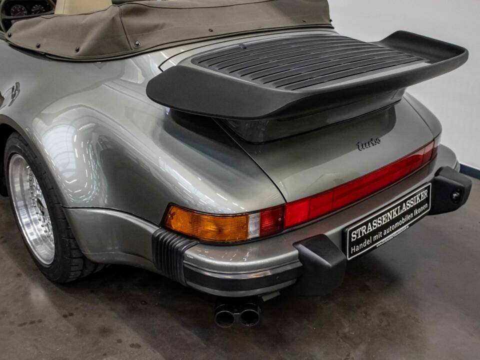 Imagen 11/27 de Porsche 911 Turbo 3.3 (1988)