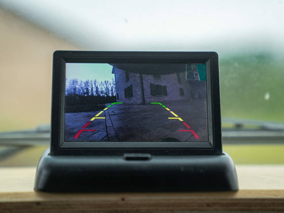 Image 38/50 of Land Rover 90 (1985)