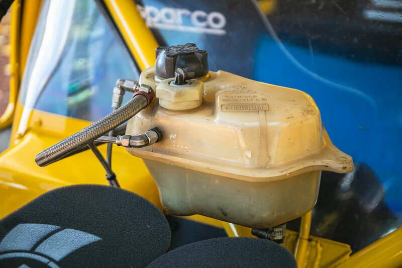 Bild 39/50 von Rover DAM4100 GTi (1987)