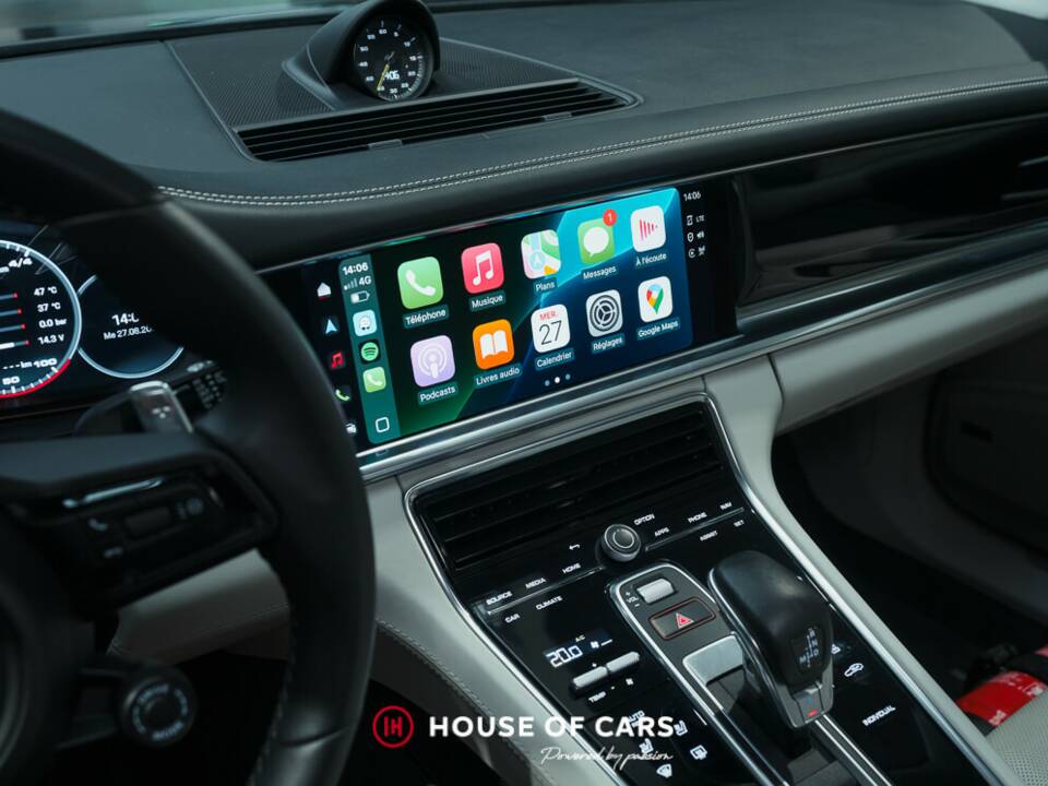 Image 22/25 of Porsche Panamera 4 E-Hybrid (2022)