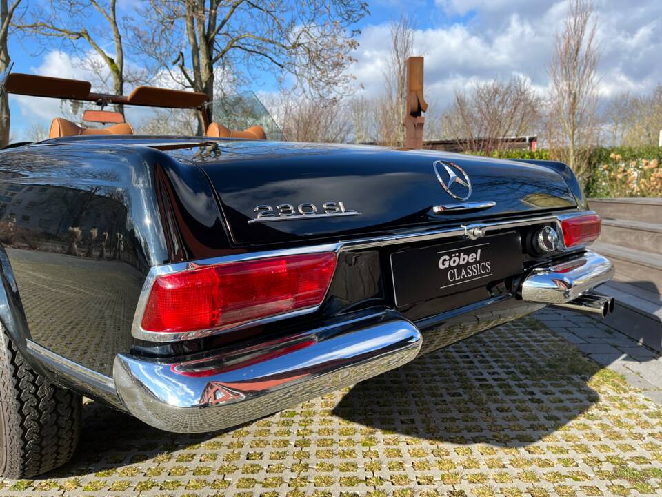 Image 5/29 of Mercedes-Benz 230 SL (1965)