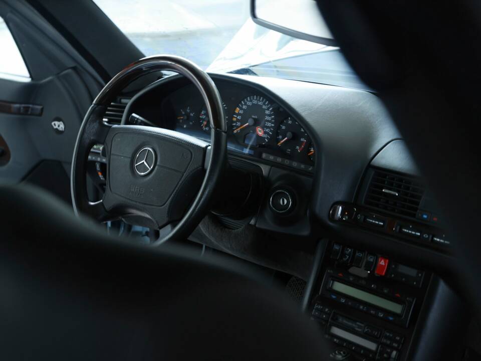 Bild 27/50 von Mercedes-Benz S 600 L (1999)