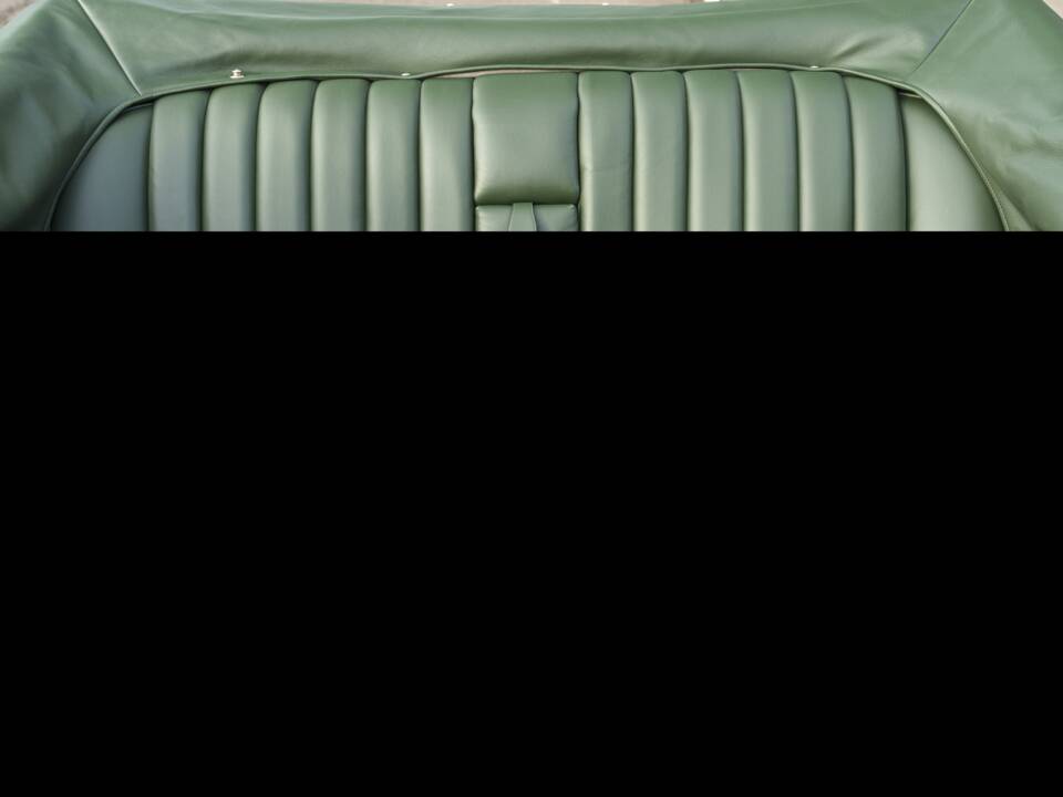 Bild 23/29 von Bentley S1 DHC Park Ward (1958)