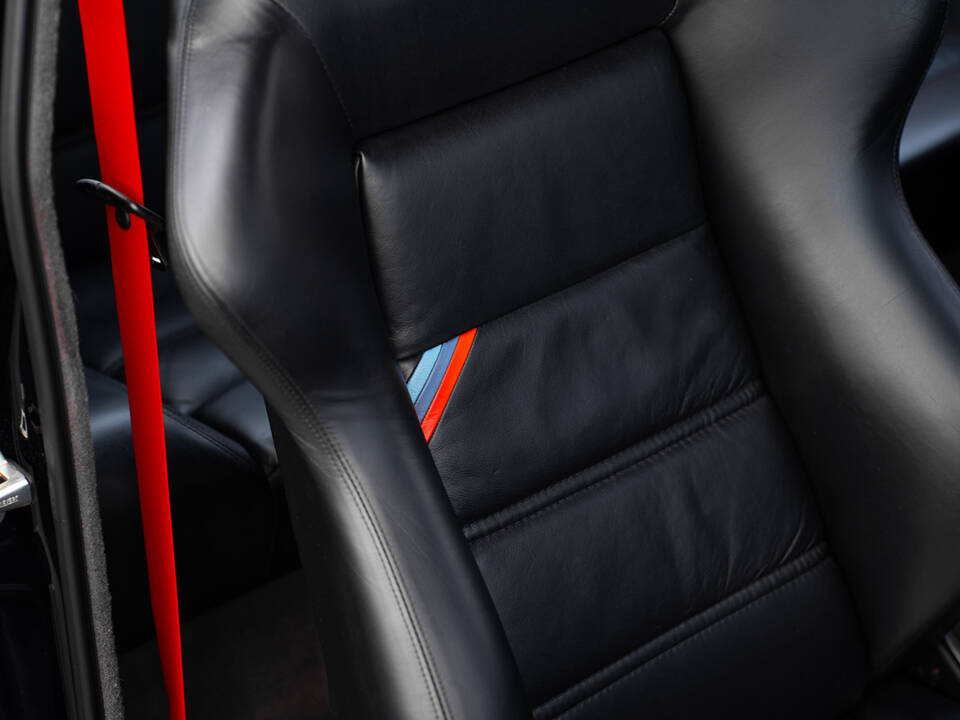 Image 55/91 de BMW M3 Sport Evo (1990)
