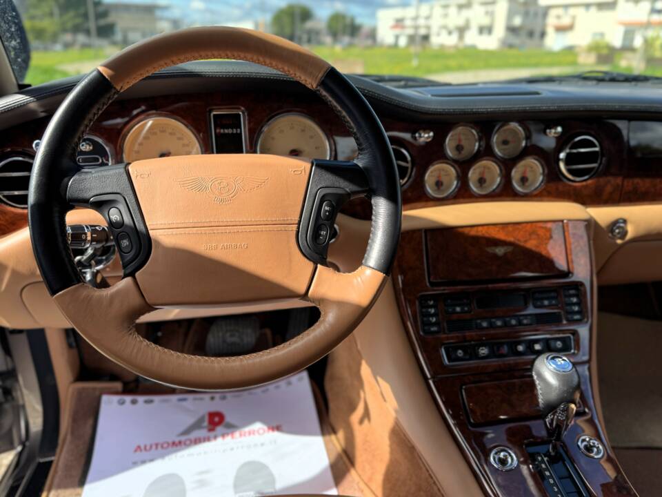 Image 9/44 of Bentley Arnage Green Label (2000)