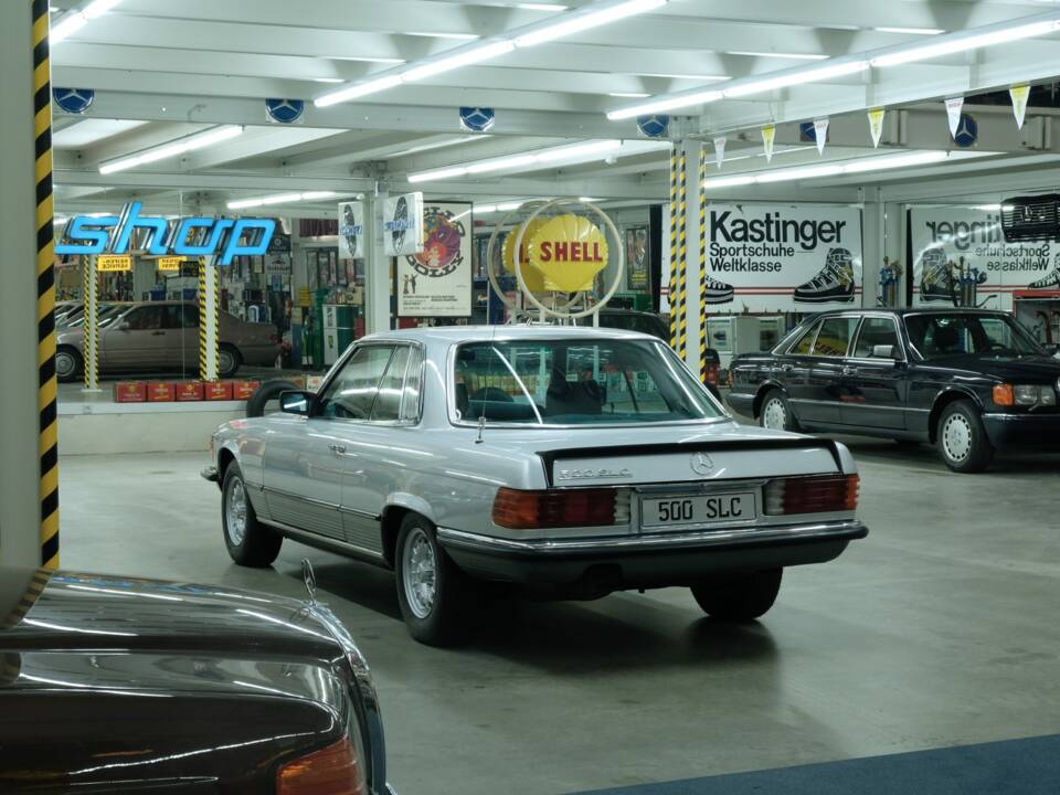 Image 8/50 de Mercedes-Benz 500 SLC (1981)