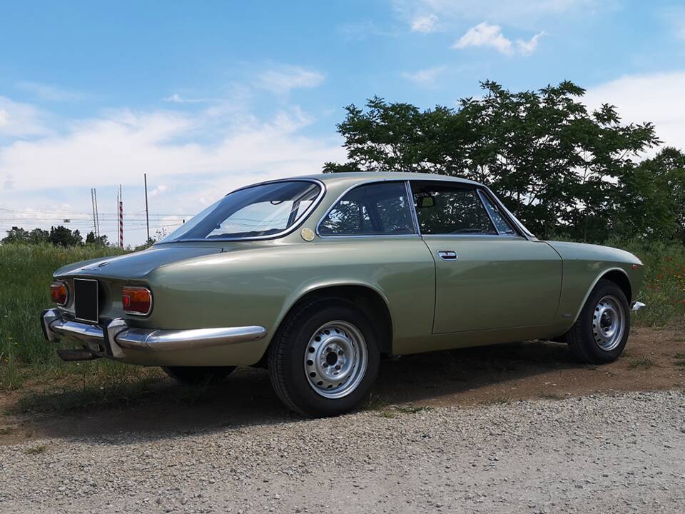 Immagine 7/69 di Alfa Romeo 1750 GT Veloce (1969)