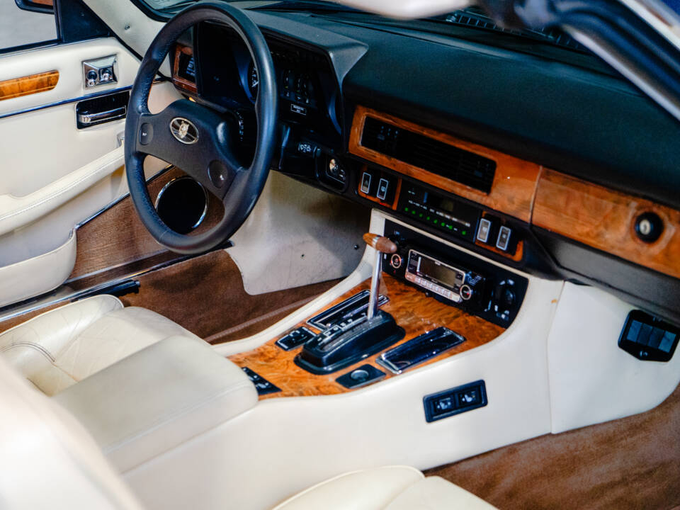 Bild 19/47 von Jaguar XJS 5.3 V12 (1988)