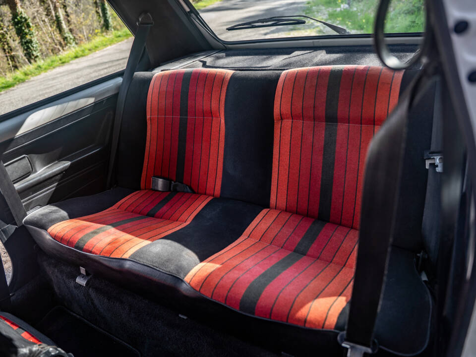 Afbeelding 41/58 van Volkswagen Golf I GTI 1.6 (1982)
