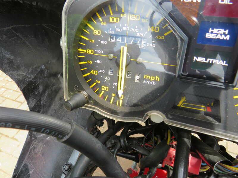 Immagine 12/46 di Honda VF 500 F (1986)