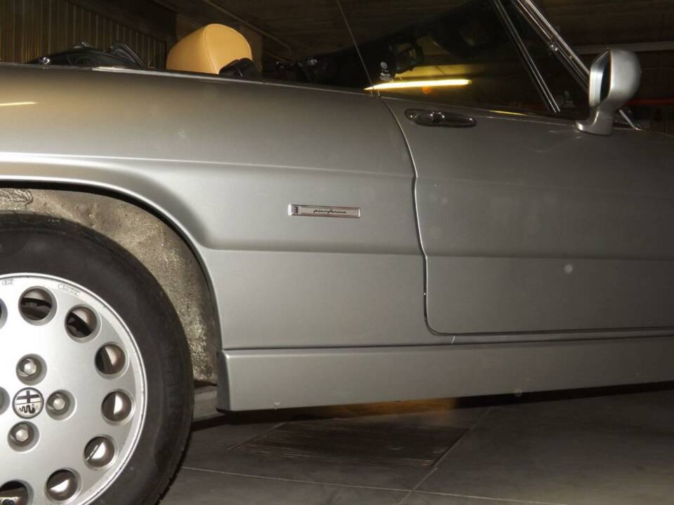 Bild 15/50 von Alfa Romeo 2.0 Spider (1992)