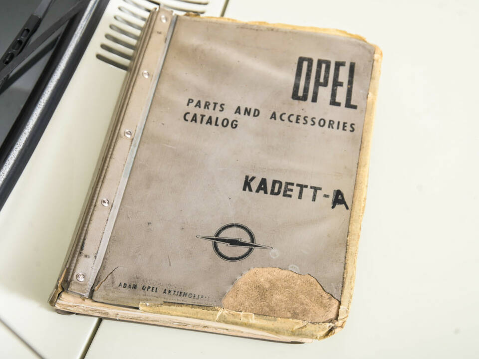 Image 48/50 of Opel Olympia 1700 S (1968)