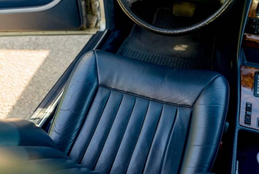 Image 83/100 of Mercedes-Benz 500 SEL (1983)