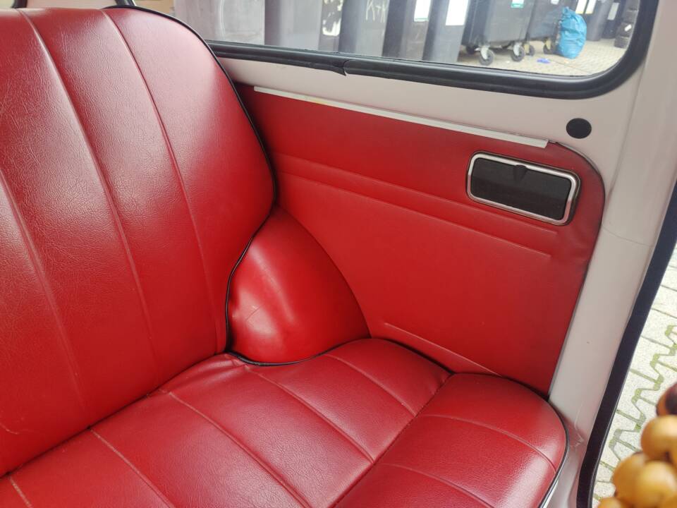 Immagine 24/69 di FIAT 850 Speciale (1969)