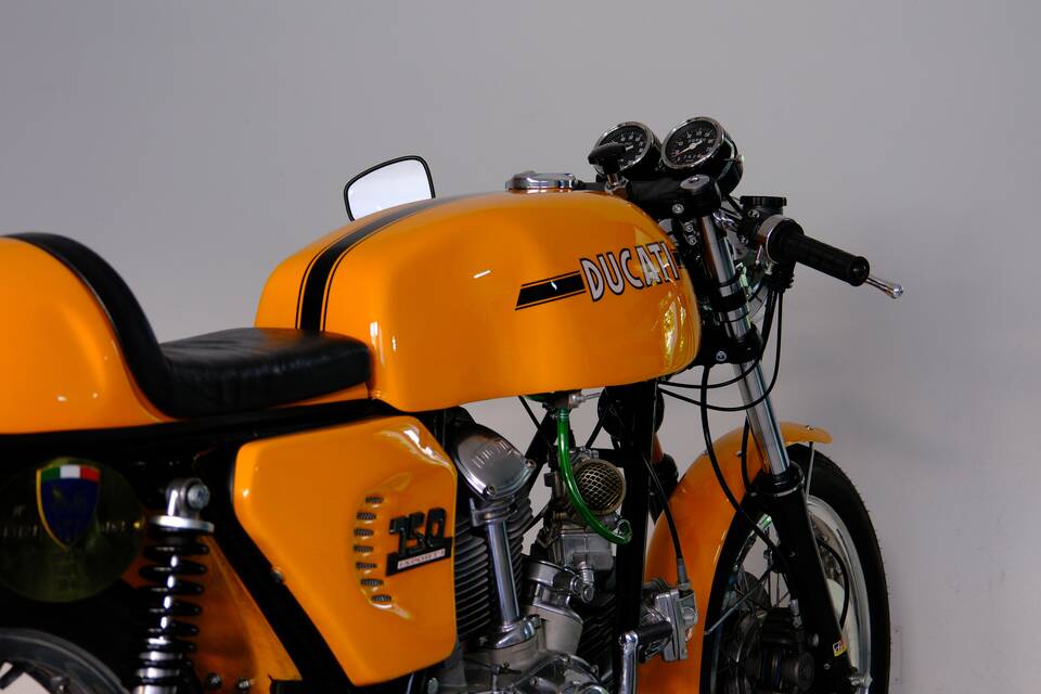 Afbeelding 88/96 van Ducati 750 Sport (1974)
