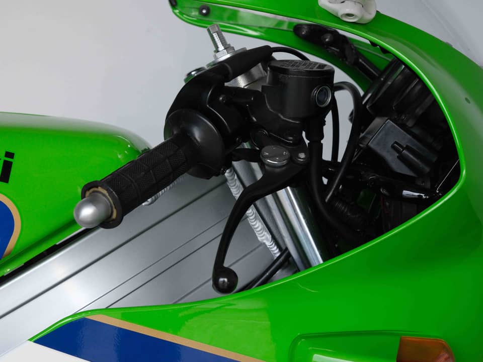 Immagine 52/71 di Kawasaki KR-1 (1989)