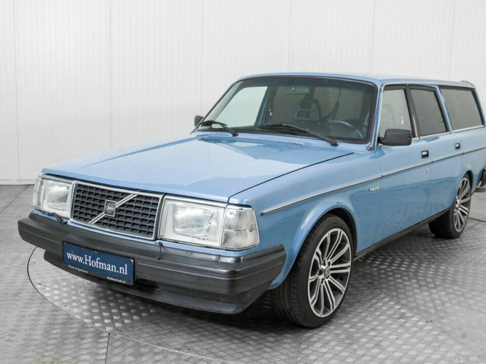 Bild 17/50 von Volvo 245 (1980)