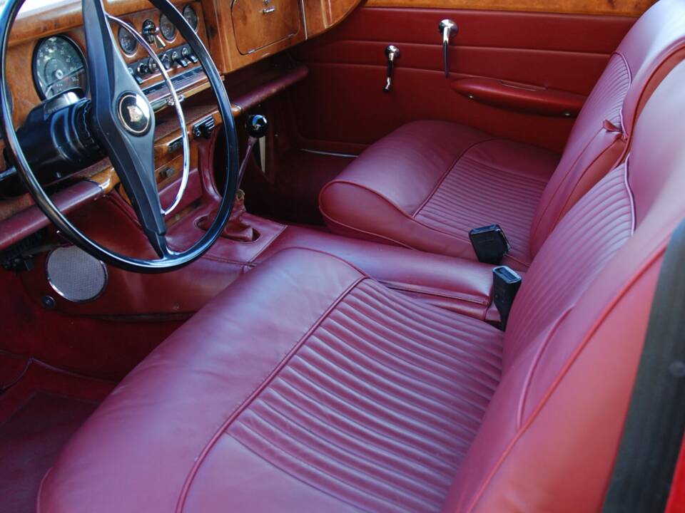 Image 7/8 de Jaguar Mk X 4.2 (1965)